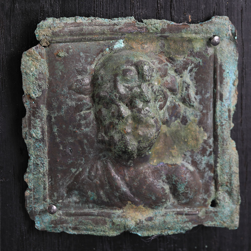 Bronze Figural Plaque Bronze Figural Plaque