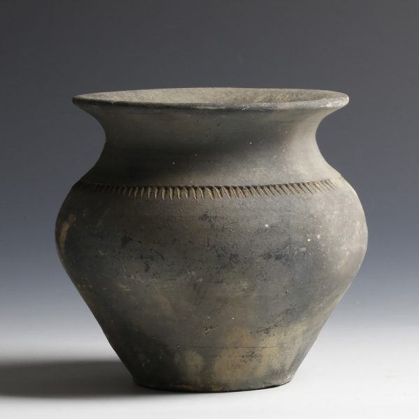 Chinese Neolithic Decorated Jar