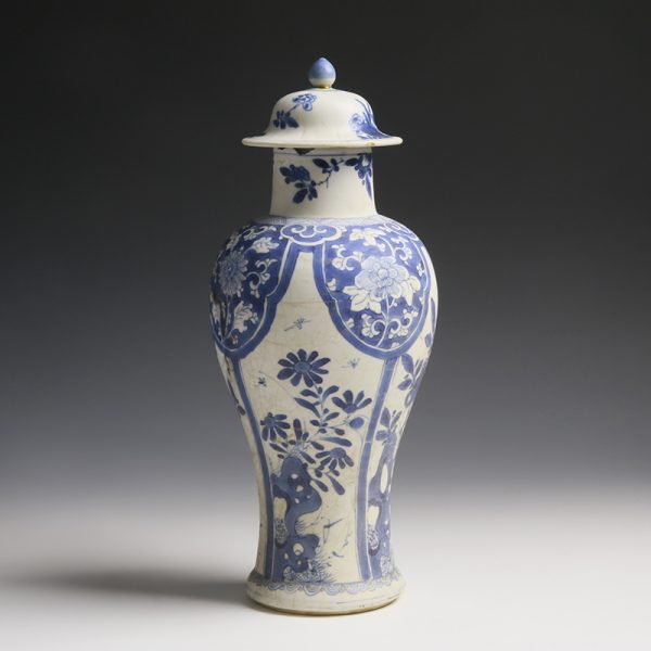 Kangxi Meiping Vase from the Blue-Chrysanthemum-Wreck