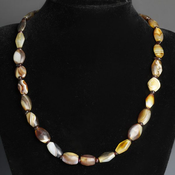 Western Asiatic Agate Bead Necklace