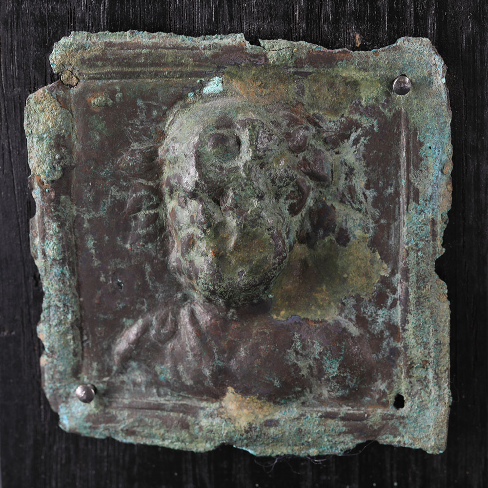 Bronze Figural Plaque Bronze Figural Plaque