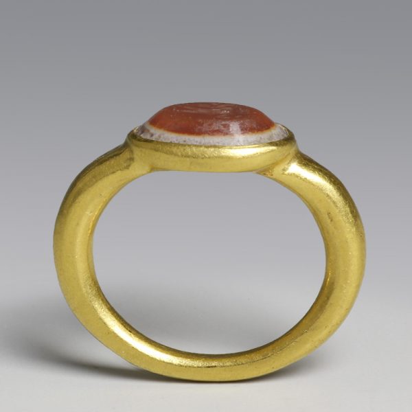Roman Solid Gold Ring With Intaglio