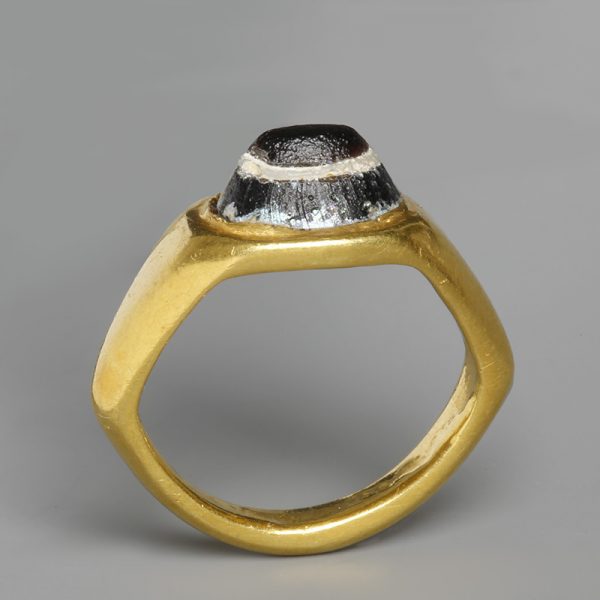 Roman Gold Ring With Banded Intaglio