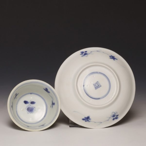 Kangxi Blue and White Tea Bowl with Saucer
