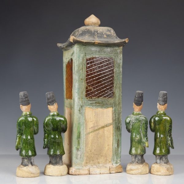 A Chinese Ming Dynasty Palanquin and Attendants