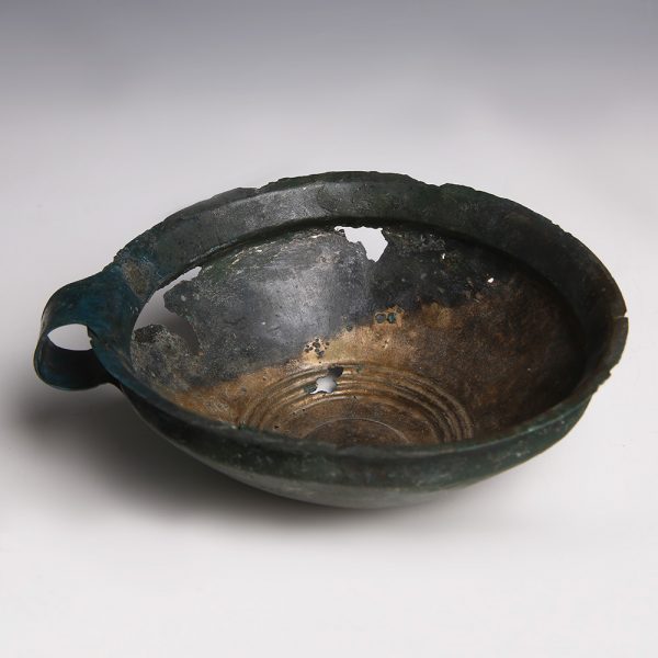 Late Bronze Age Ribbed Cup