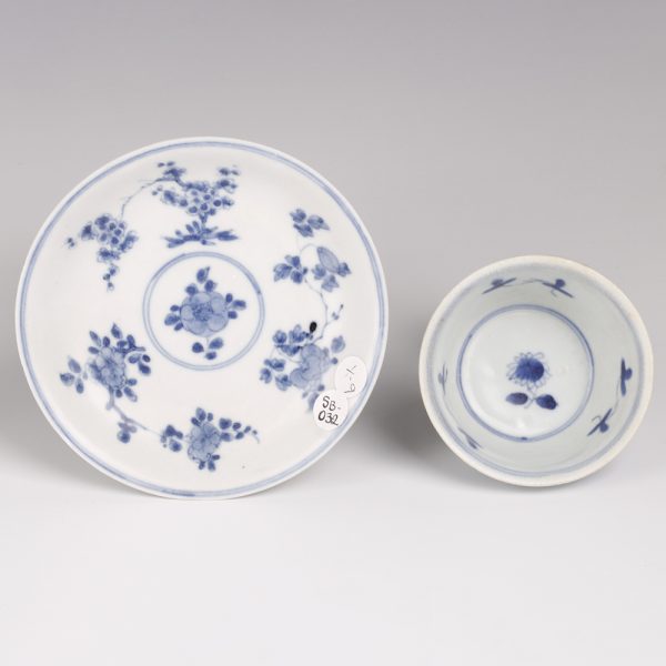 Blue and White Saucer and Cup Set with Floral Decoration