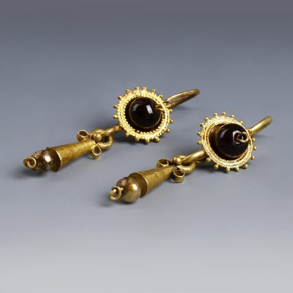 Roman Matching Pair of Earrings with Sun Disc