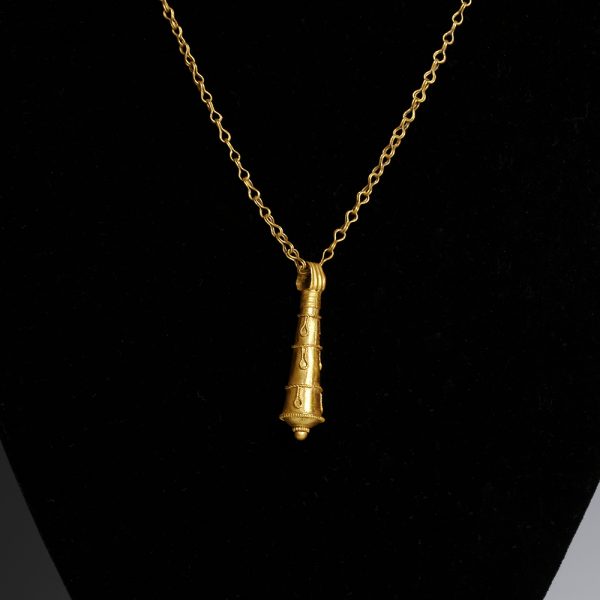 Roman Gold Necklace with Club of Hercules Pendant