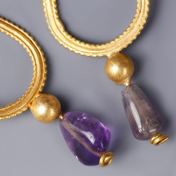 Roman Gold Earrings with Amethyst