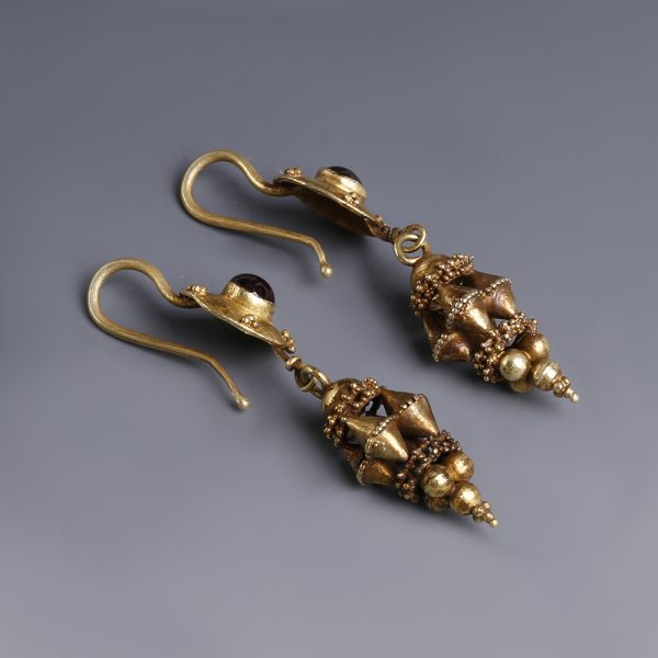 Elaborate Roman Gold Earrings with Garnets