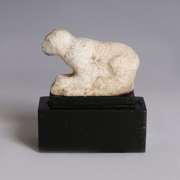 Early Dynastic Alabaster Feline Sculpture