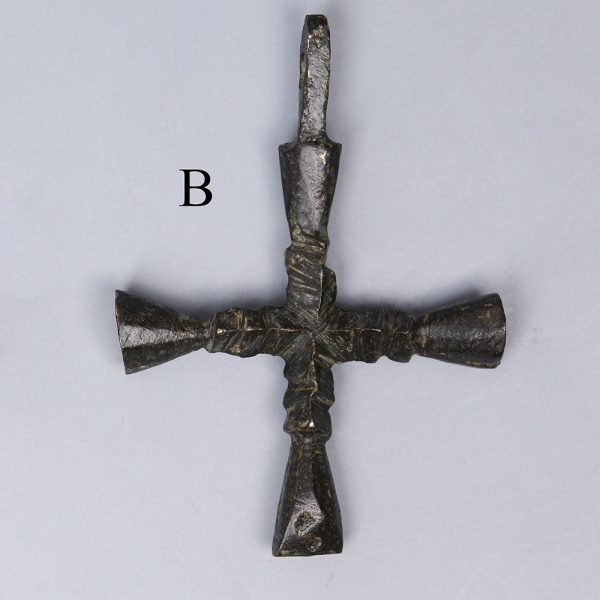 late roman bronze cross 4