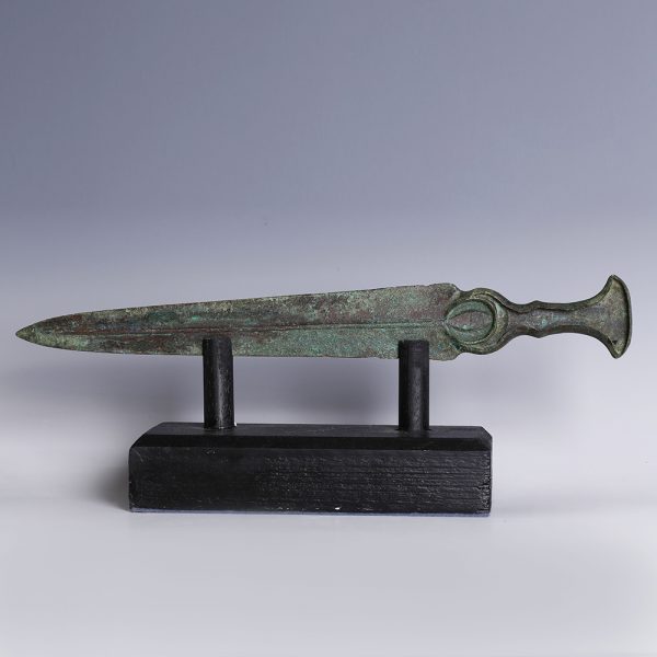 Extremely Fine Luristan Bronze Dagger