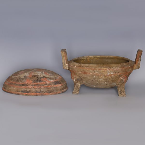 Western Han Painted Terracotta Tripod