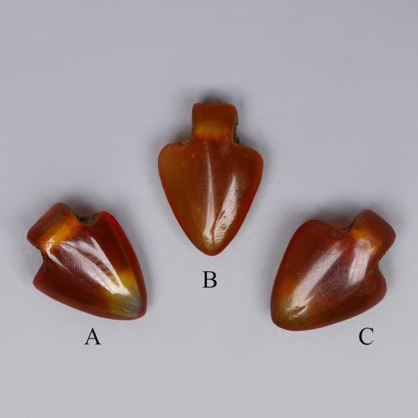egyptian carnelian heart amulets 2