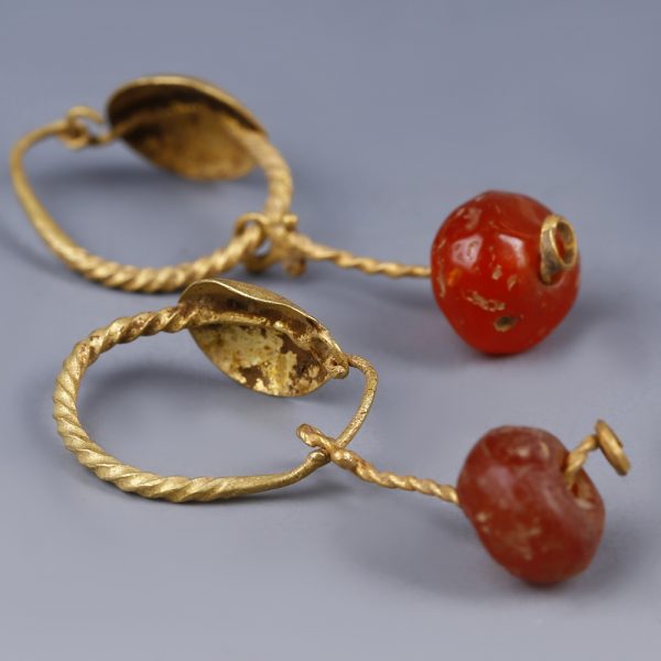 Roman Gold Disc Earrings with Glass Bead