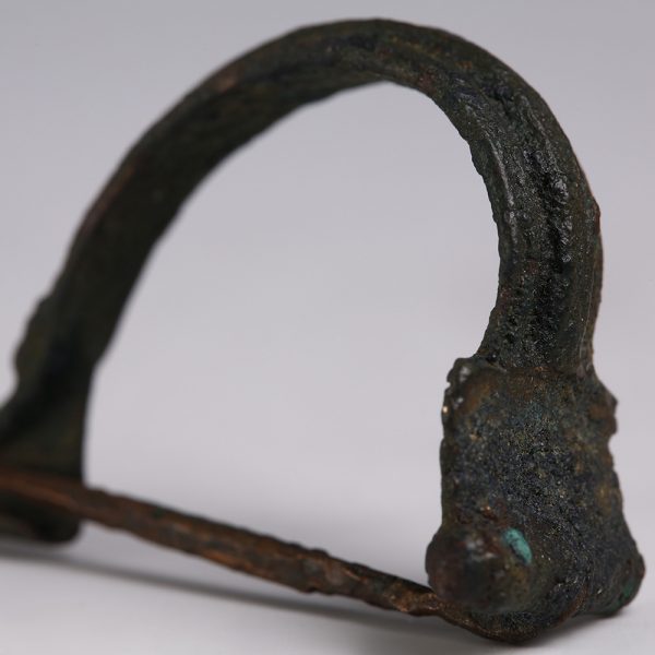 Ancient Roman Bronze Bow Aucissa Brooch
