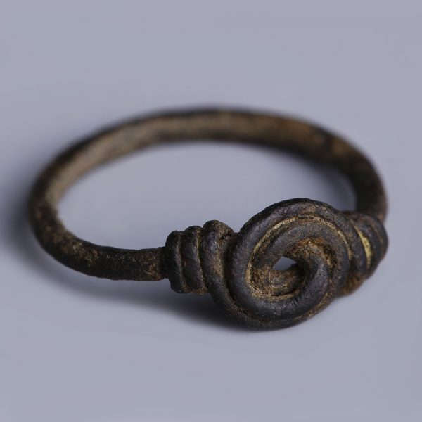 Anglo-Saxon Bronze Ring with Spiralling Bezel