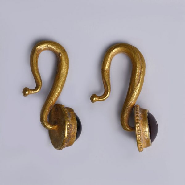 Greek Gold Earrings with Garnet