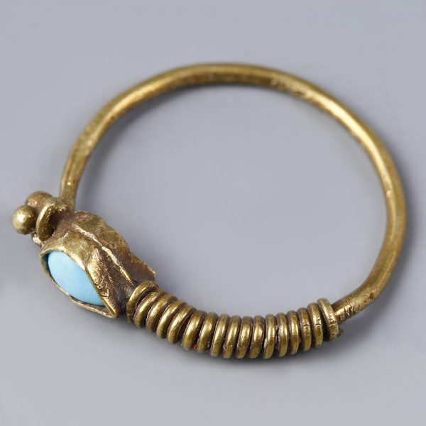 Neo-Assyrian Gold Hoop Earring