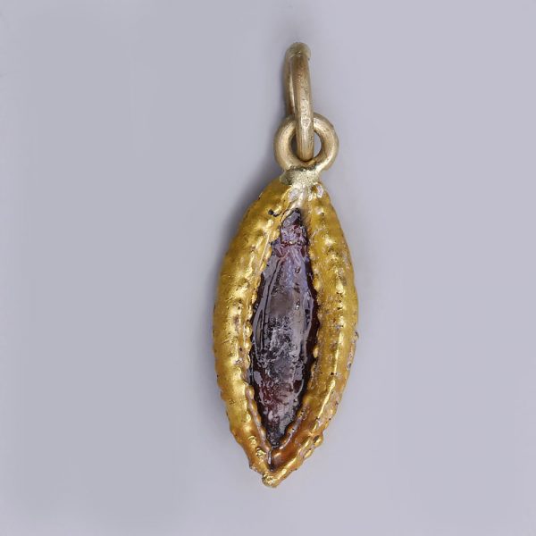 Roman Gold Vesica-Shaped Pendant with Garnet Stone