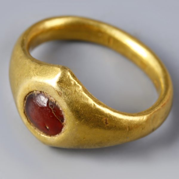 Roman Gold Ring with Carnelian Stone
