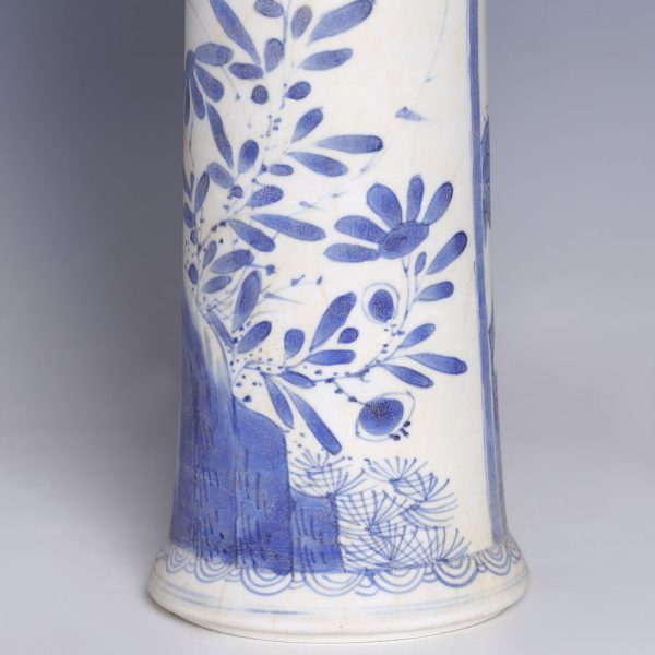 Large Chinese Kangxi Blue and White Vase