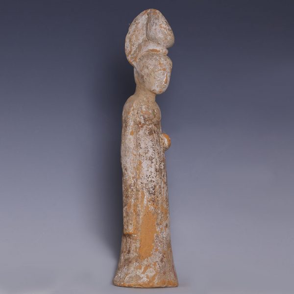 Sui-Tang Dynasty Unglazed Court Attendant Figurine