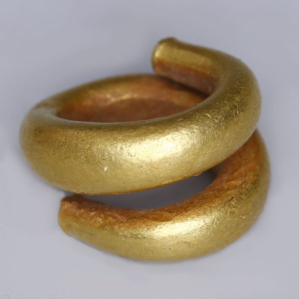 Western Asiatic Gold Hair Ring