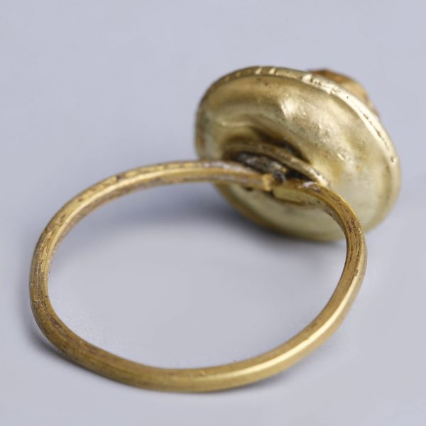 Ancient Roman Gold Ring with Garnet Stone