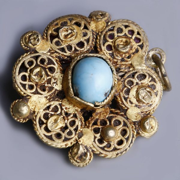 byzantine rosette gold pendant with turquoise