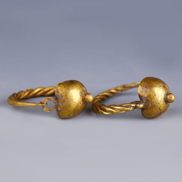 Roman Gold Earrings with Discs and Twisted Hoops