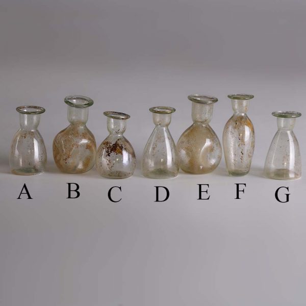 selection-of-excellent-condition-ancient-roman-small-glass-vessels-2