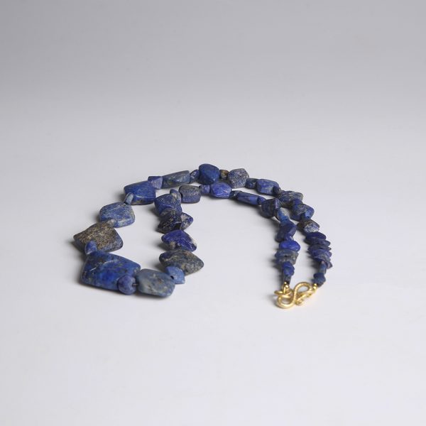 Western Asiatic Lapis Lazuli Necklace