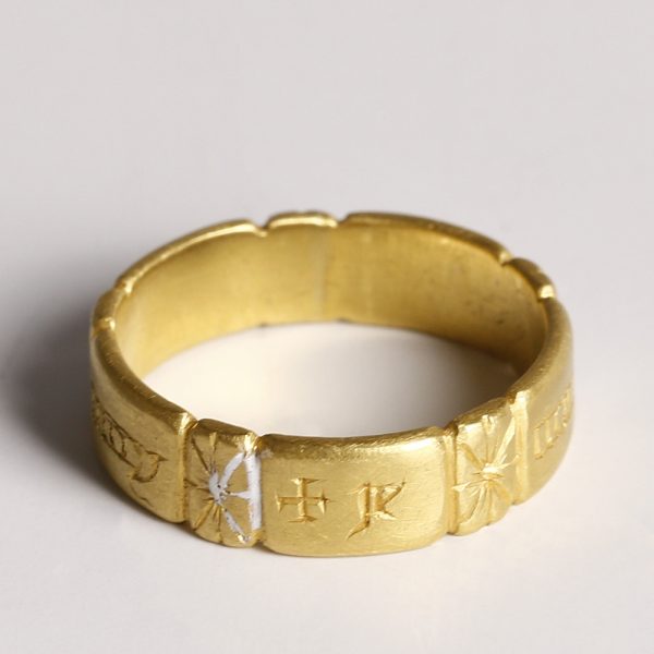 Medieval Gold Posy Ring with French Inscription
