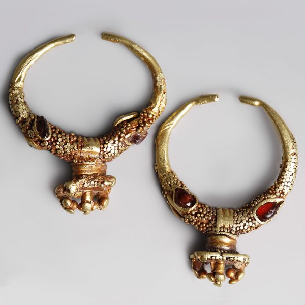 Achaemenid Gold and Garnet Earrings