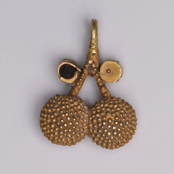 Western Asiatic Pendant with Granulation and Garnets