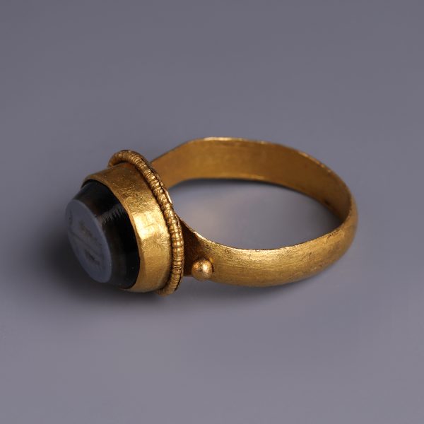 A Roman Gold Ring with Early Christian Imagery