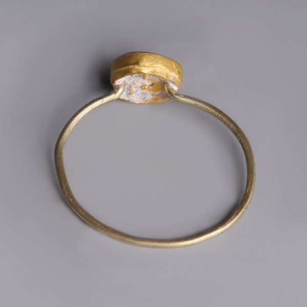 Near Eastern Gold Ring with Garnet