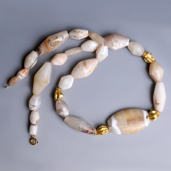 Western Asiatic Gold and Agate Necklace