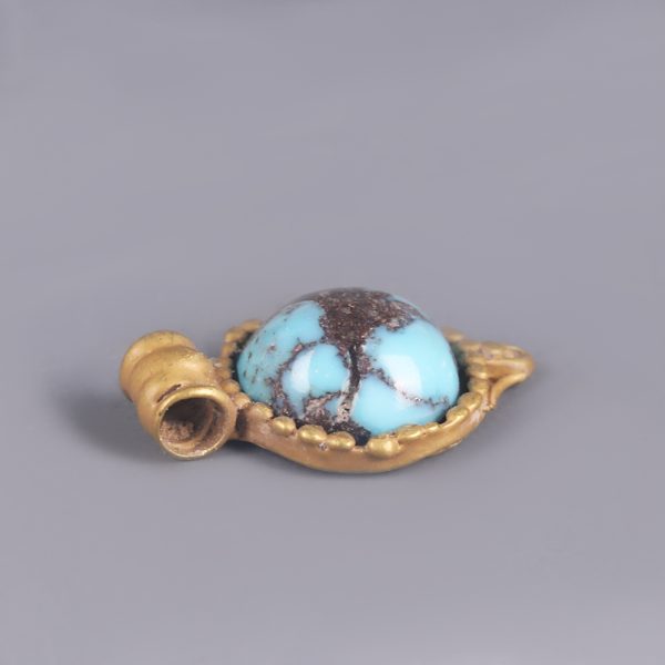 Ancient Roman Gold and Turquoise Pendant
