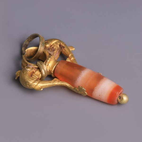 Ancient Greek Hellenistic Gold and Agate Dolphin Amphora Pendant