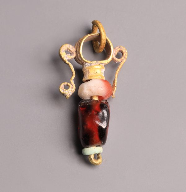 Ancient Greek Hellenistic Gold, Agate, Garnet and Faience Amphora Pendant