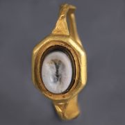 Ancient Roman Gold Ring with Banded Agate Intaglio of a Gryllos