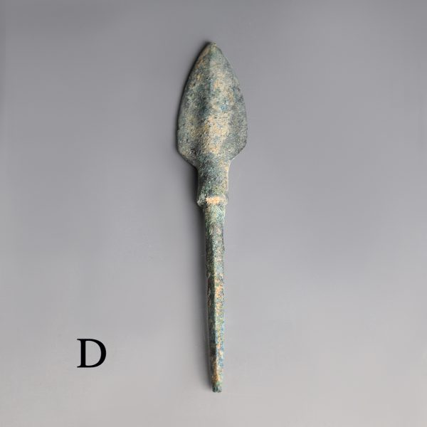 luristan bronze arrowhead d