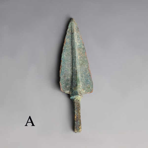 luristan bronze arrowhead a