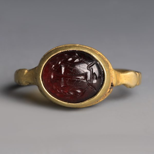 Byzantine Gold and Garnet Ring