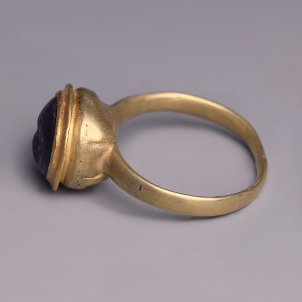 Roman Gold Ring with Amethyst Intaglio of Mercury