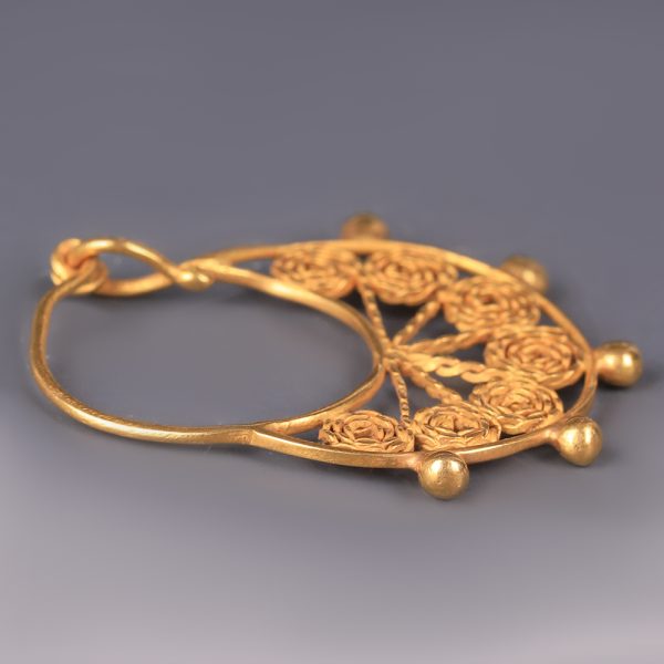 Byzantine Gold Earrings with Filigree Details